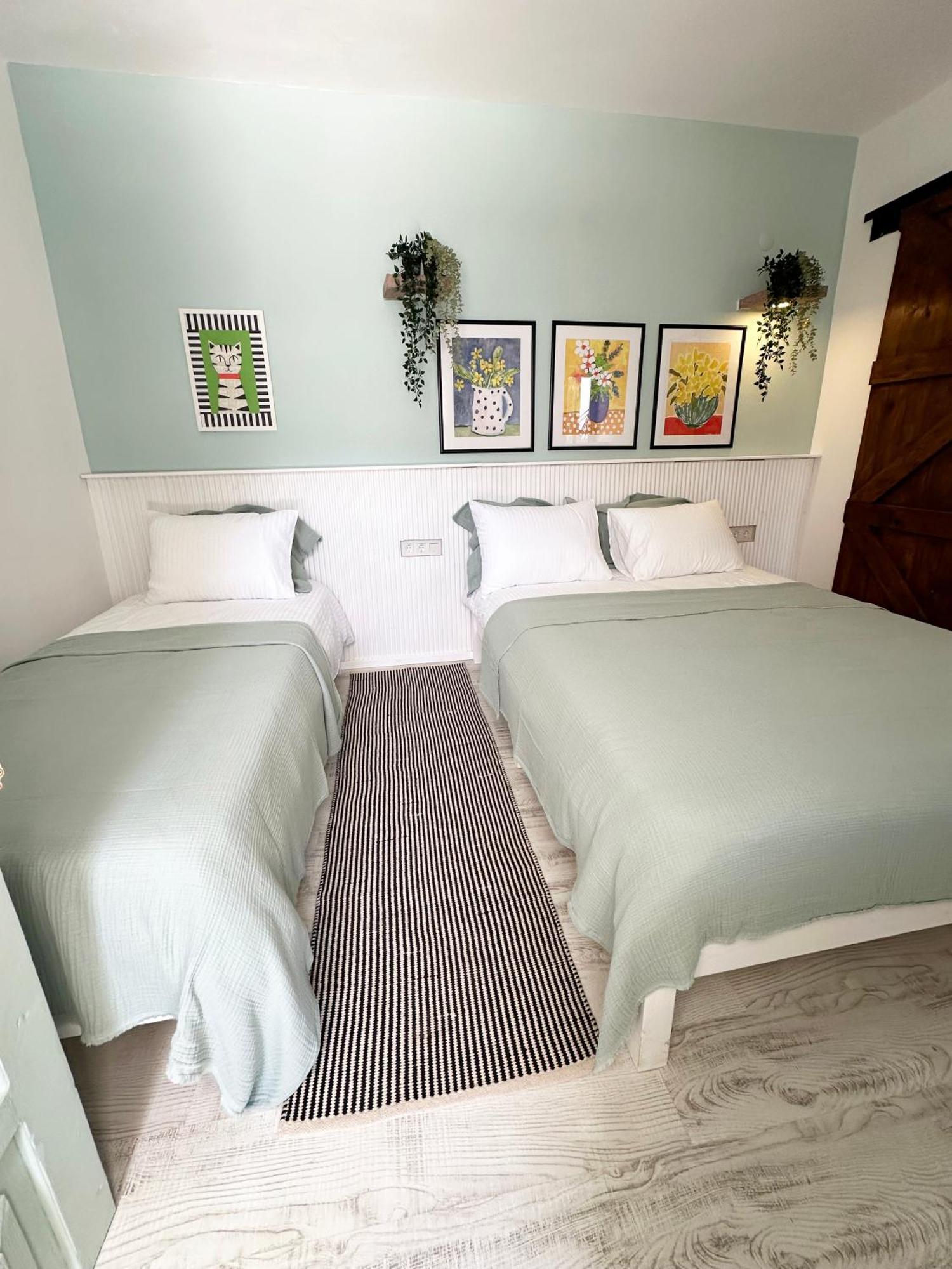 Monk Island Hotel Izmir Bagian luar foto