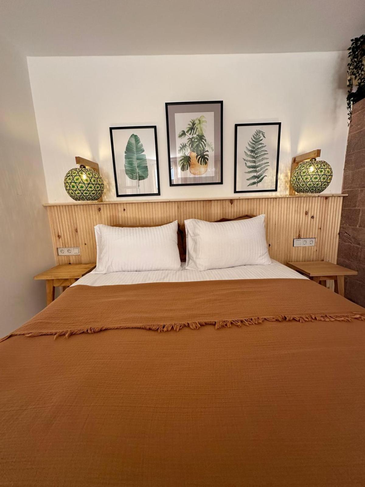 Monk Island Hotel Izmir Bagian luar foto