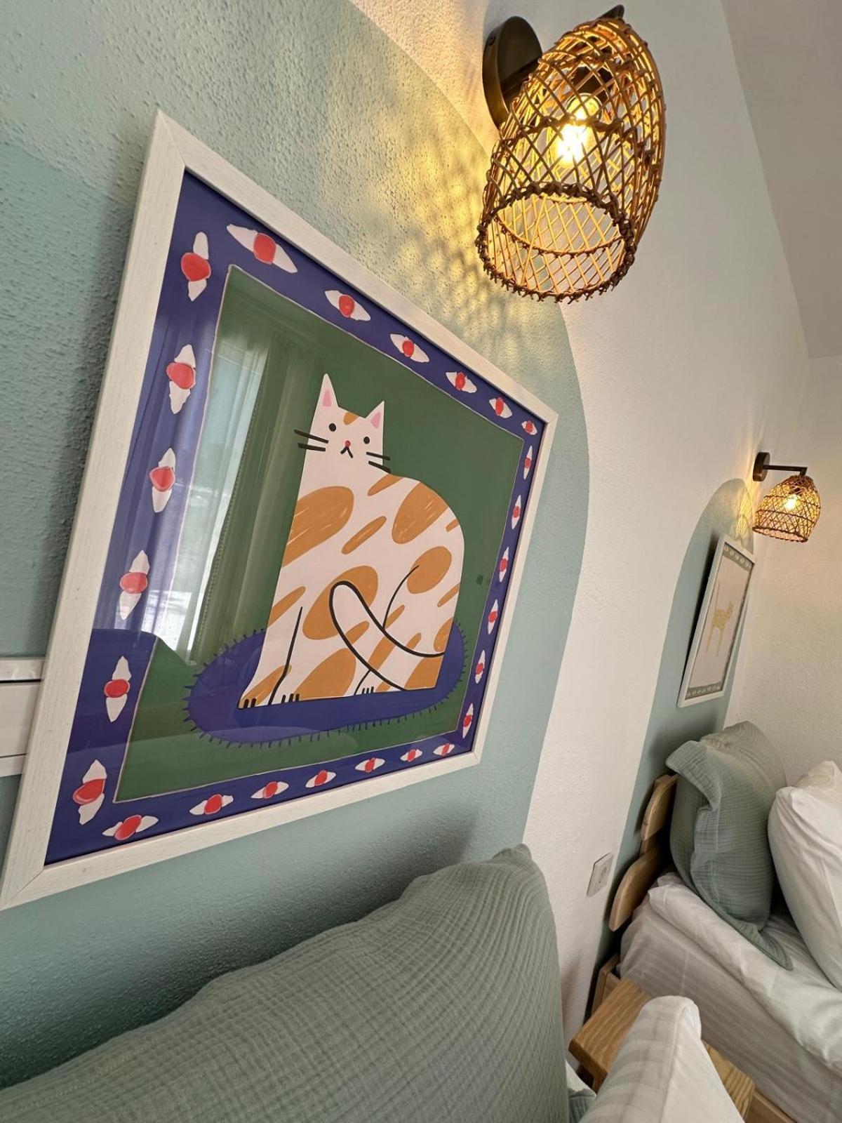 Monk Island Hotel Izmir Bagian luar foto